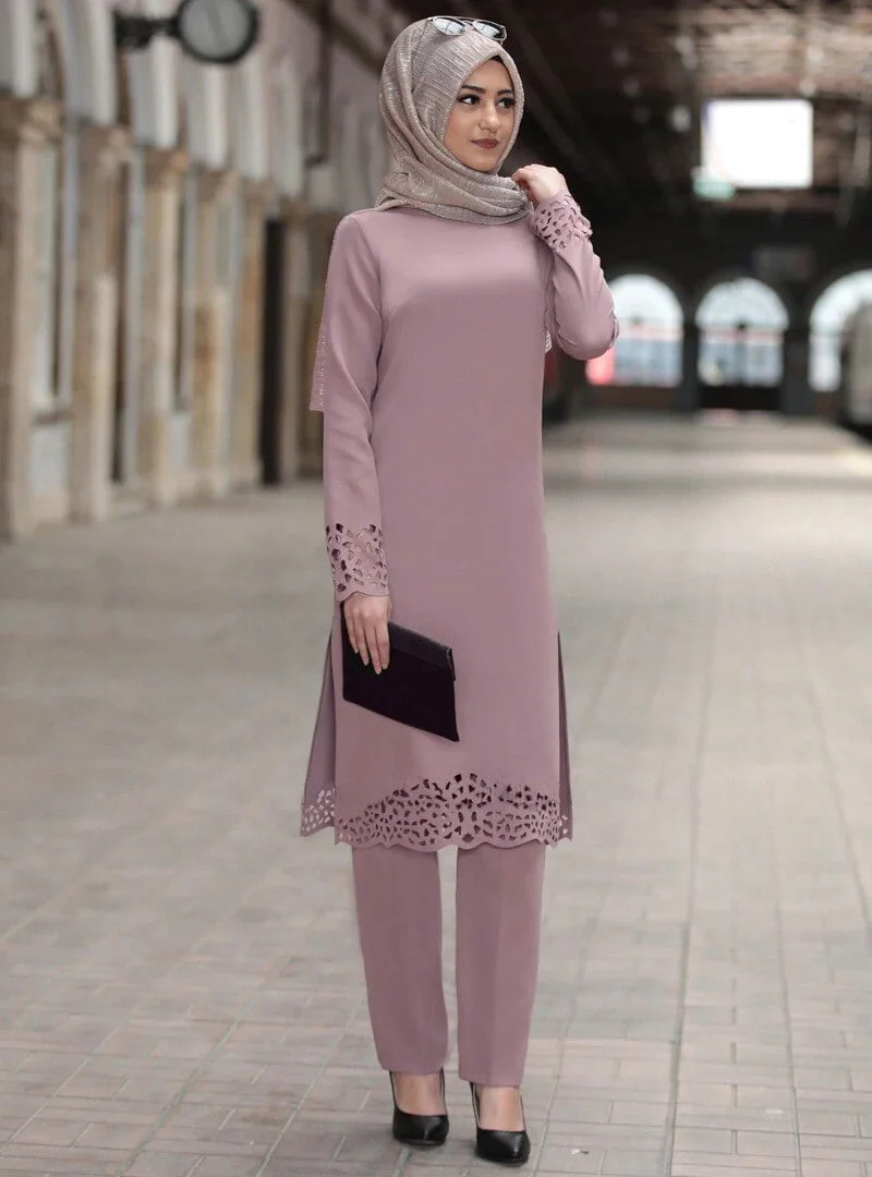 Buy Barakath Dubai Long Muslim Women Islamic Dresses Plain Simple Abaya  With Belt Style_Maroon_XL Online at Best Prices in India - JioMart.