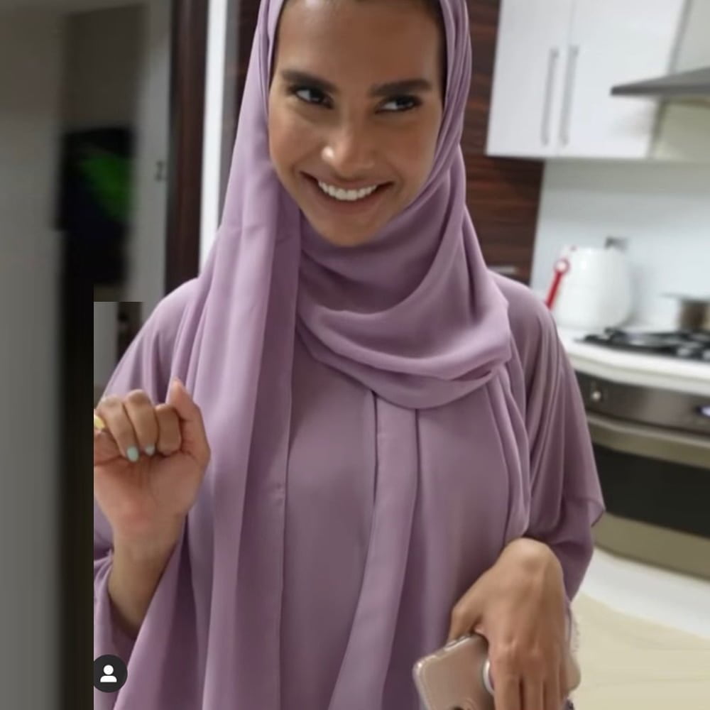 purple with hijab