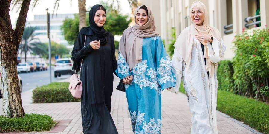 How to Choose the Right Abaya Kaftan Dress for You