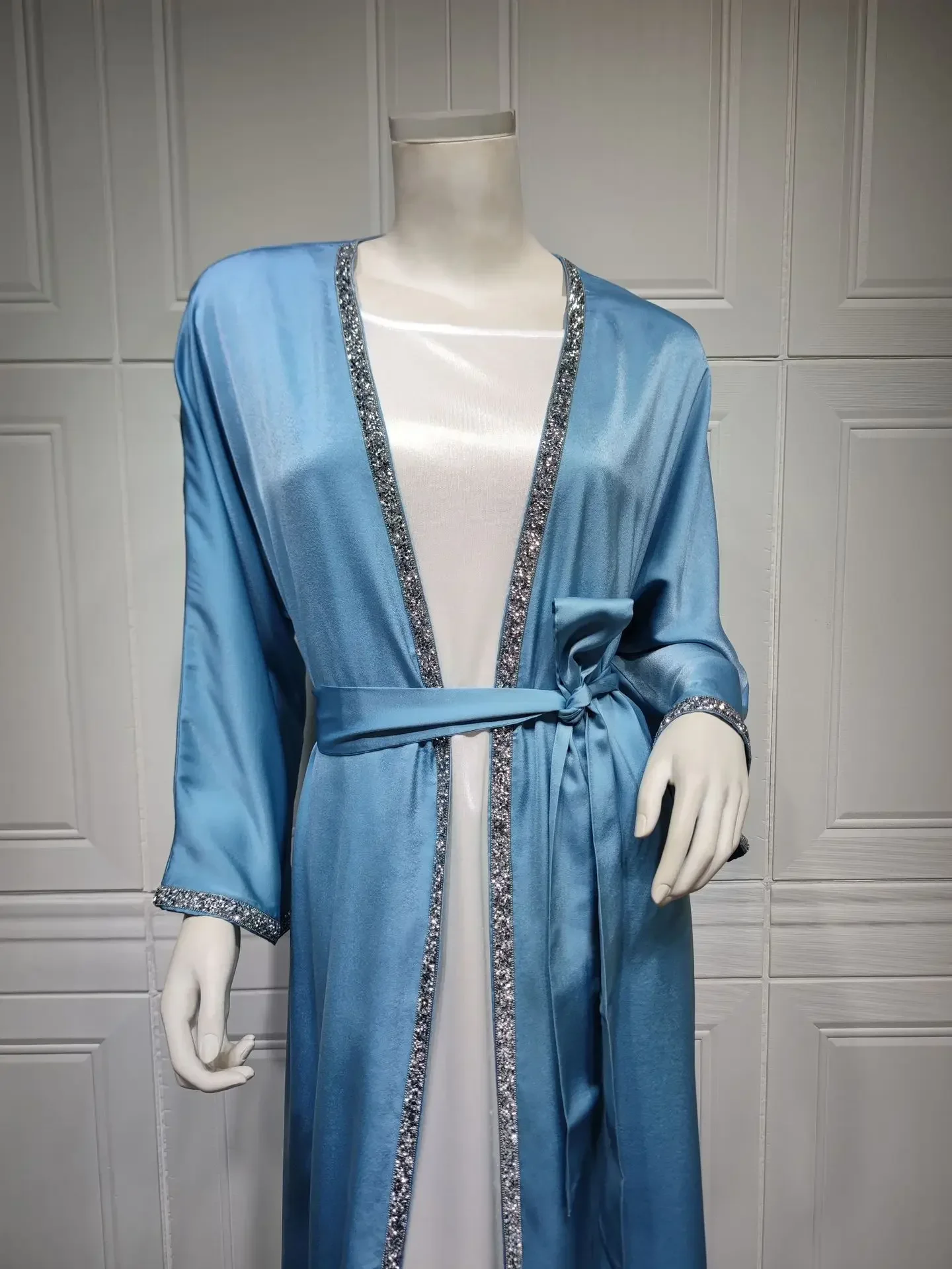 Satin Open Abaya Dubai Turkey Muslim Modest Dress for Women Rhinestone Moroccan Kaftan Robe Islam Outwear Kimono Femme Musulmane Satin Open Abaya Dubai Turkey Muslim Modest Dress for Women Rhinestone Moroccan Kaftan Robe Islam Outwear Kimono Femme Musulmane