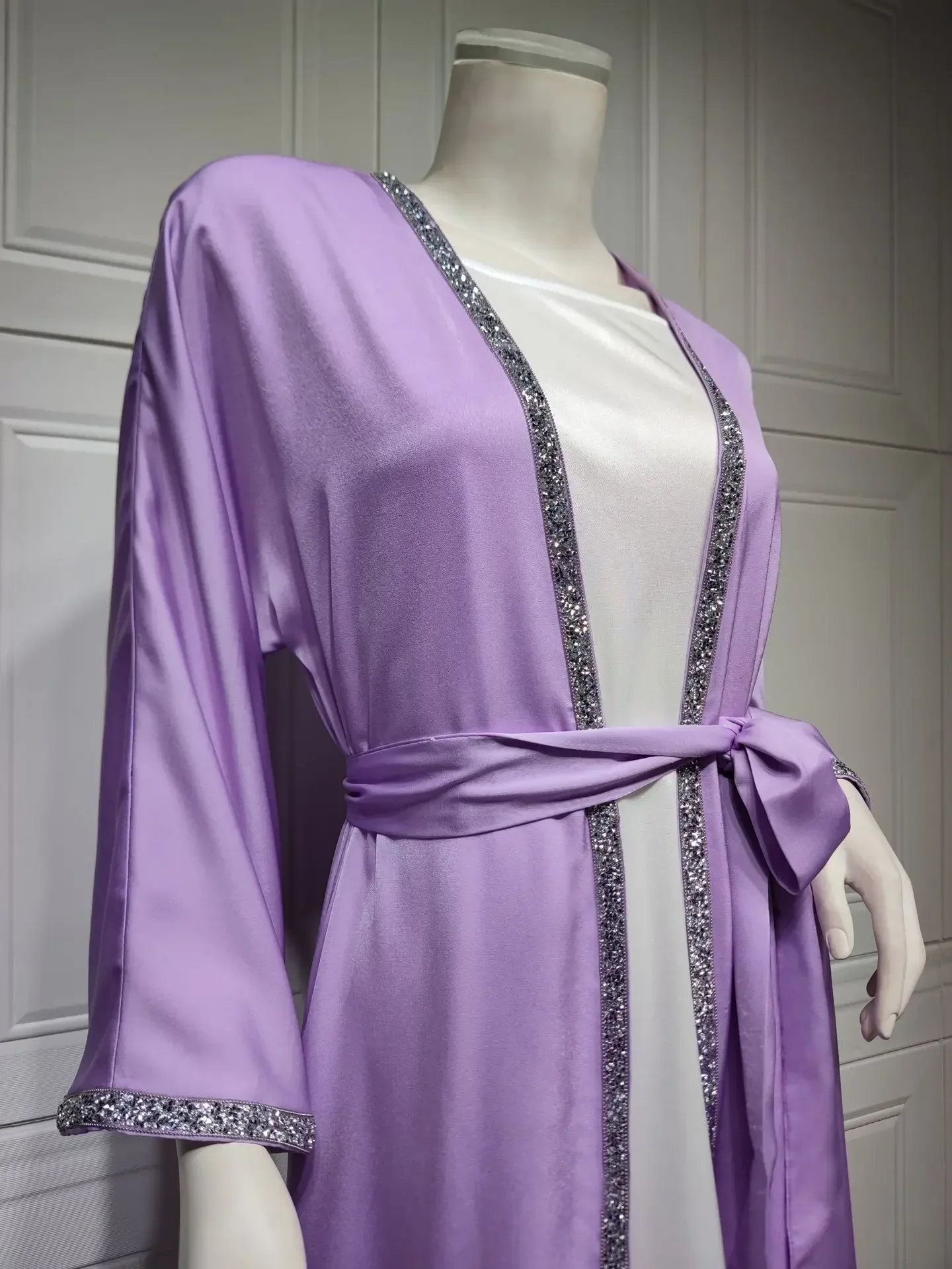 Satin Open Abaya Dubai Turkey Muslim Modest Dress for Women Rhinestone Moroccan Kaftan Robe Islam Outwear Kimono Femme Musulmane Satin Open Abaya Dubai Turkey Muslim Modest Dress for Women Rhinestone Moroccan Kaftan Robe Islam Outwear Kimono Femme Musulmane