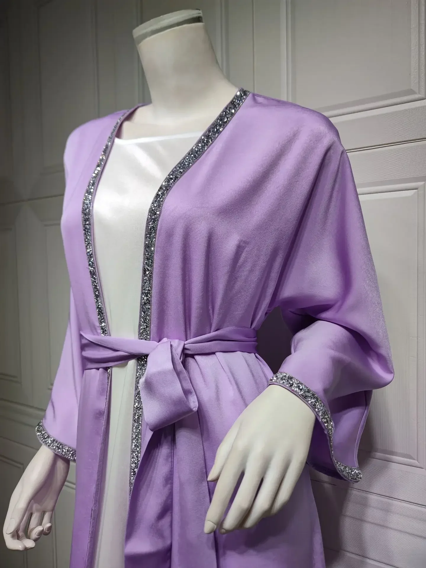 Satin Open Abaya Dubai Turkey Muslim Modest Dress for Women Rhinestone Moroccan Kaftan Robe Islam Outwear Kimono Femme Musulmane Satin Open Abaya Dubai Turkey Muslim Modest Dress for Women Rhinestone Moroccan Kaftan Robe Islam Outwear Kimono Femme Musulmane