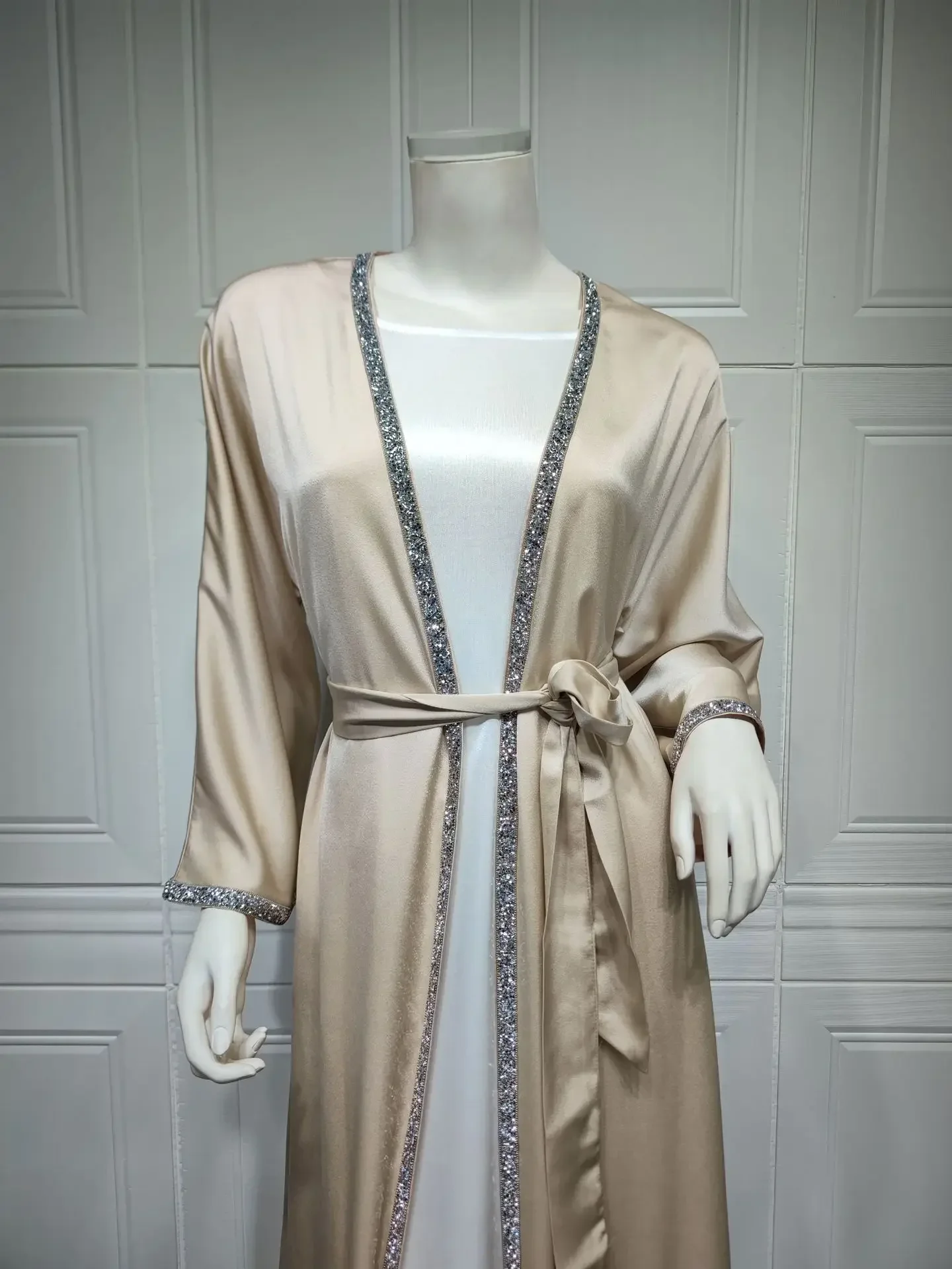 Satin Open Abaya Dubai Turkey Muslim Modest Dress for Women Rhinestone Moroccan Kaftan Robe Islam Outwear Kimono Femme Musulmane Satin Open Abaya Dubai Turkey Muslim Modest Dress for Women Rhinestone Moroccan Kaftan Robe Islam Outwear Kimono Femme Musulmane