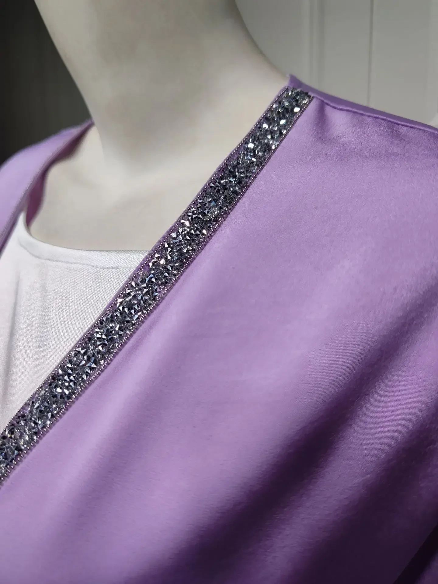 Satin Open Abaya Dubai Turkey Muslim Modest Dress for Women Rhinestone Moroccan Kaftan Robe Islam Outwear Kimono Femme Musulmane Satin Open Abaya Dubai Turkey Muslim Modest Dress for Women Rhinestone Moroccan Kaftan Robe Islam Outwear Kimono Femme Musulmane